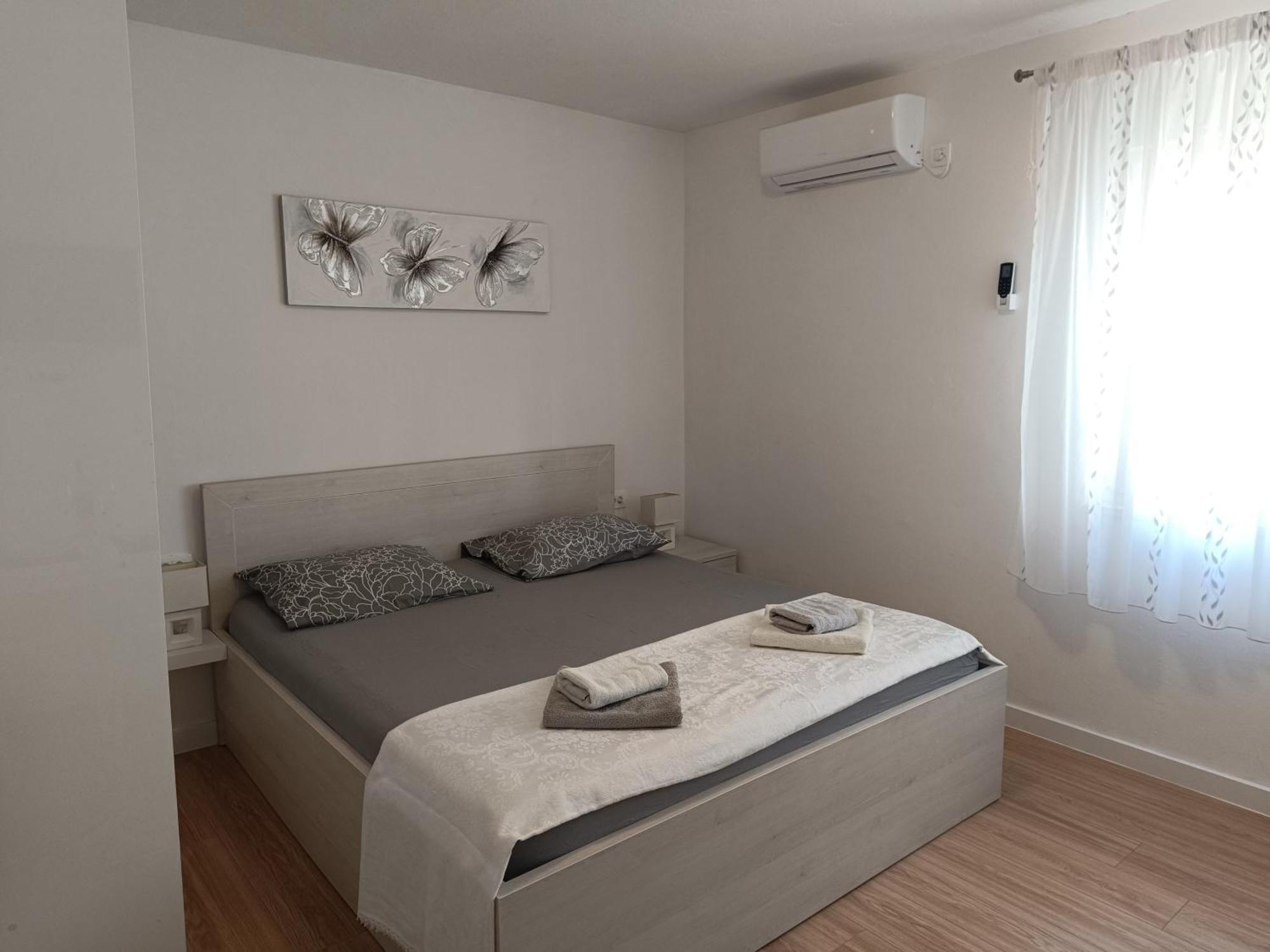Studio Apartment 3E Split Buitenkant foto
